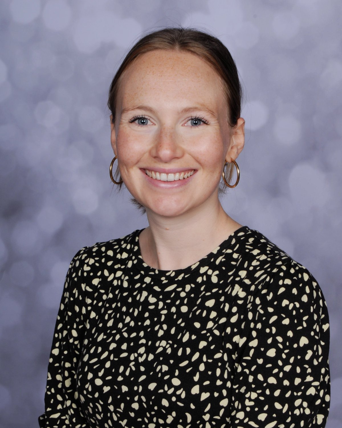 Mrs Handley<br />
Phase Leader UKS2